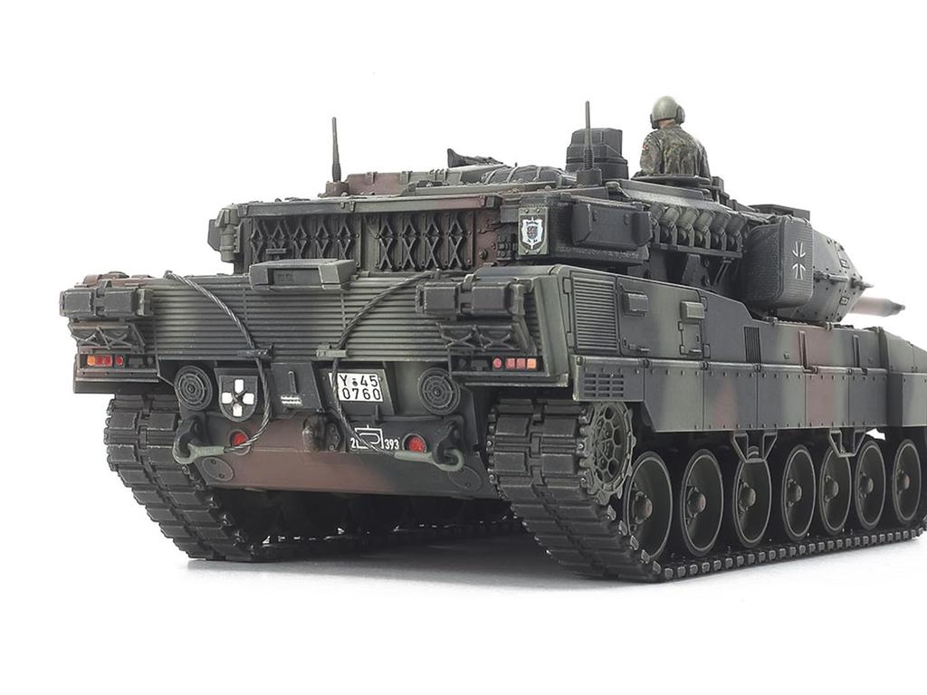 Tamiya Military Miniature Series German Federal Army Main Battle Tank Leopard II A7V Plastic Model 32607 1/48 No. (Tank)