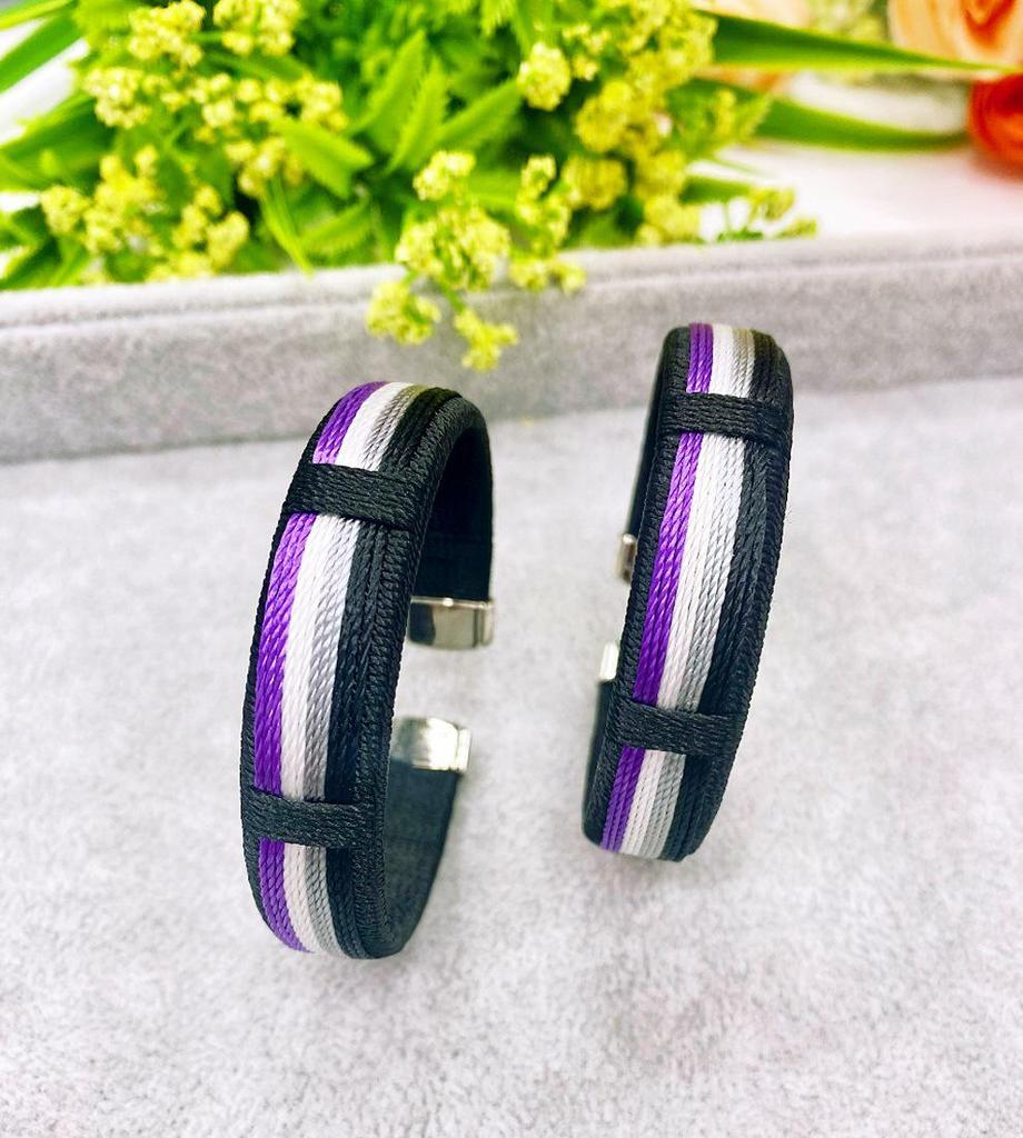 Rainbow Love Thread Bracelet - Woven Friendship Gift for Couples