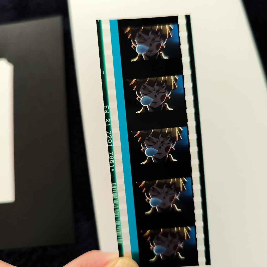 [USED] "Super" Demon Slayer: Kimetsu no Yaiba Movie Bonus 2 Books Zenitsu Movie Film