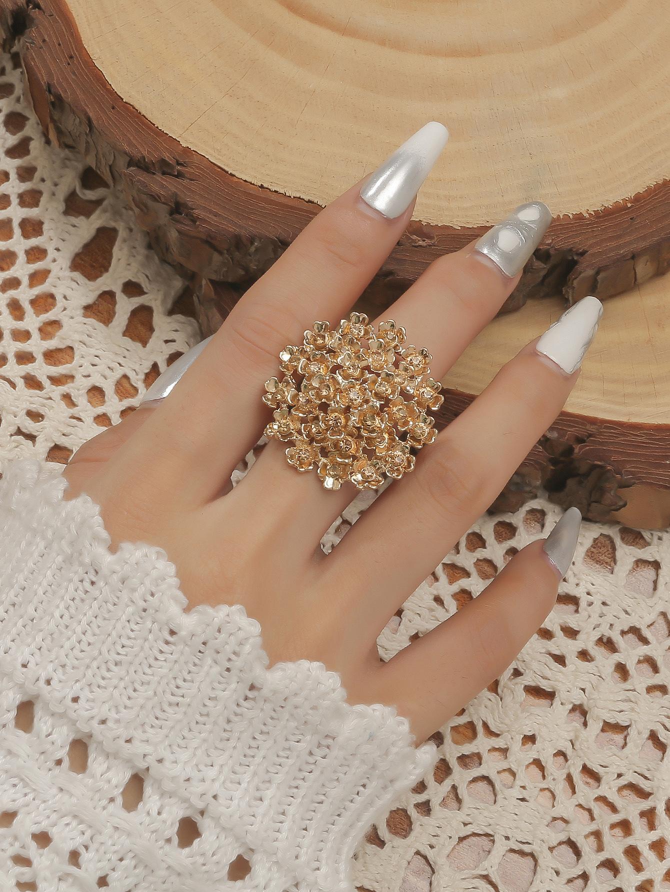 

Новые роскошные кольца с большим цветком для женщин, преувеличенные эффектные ювелирные изделия, кольца на палец с кристаллами, ювелирные изделия для свадебной вечеринки, подарки Anel resizable