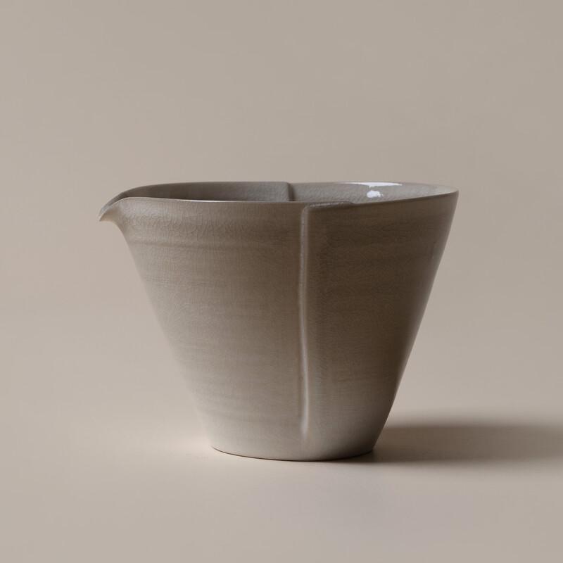 Mo Bai Qiushanfang Soda Fired Fairness Cup