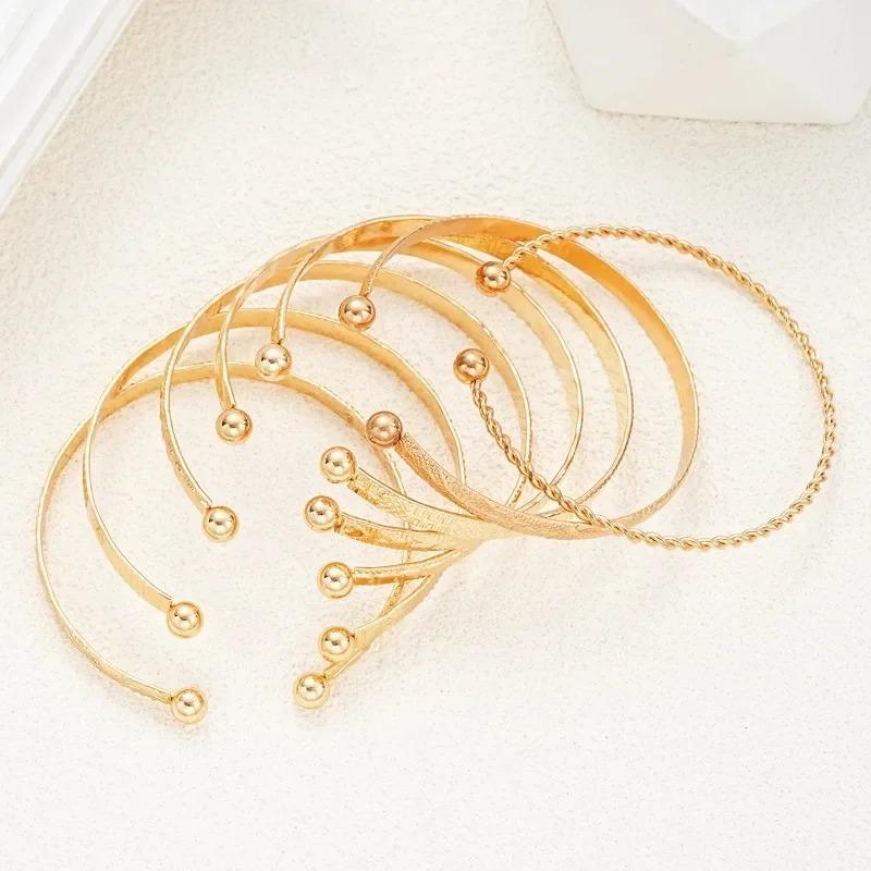 7 Pcs/Set Punk Gold Color Bracelets for Women Simple Streetwear Goth Heart Prints Metal Design Open Bangle Fashion Jewelry Gifts