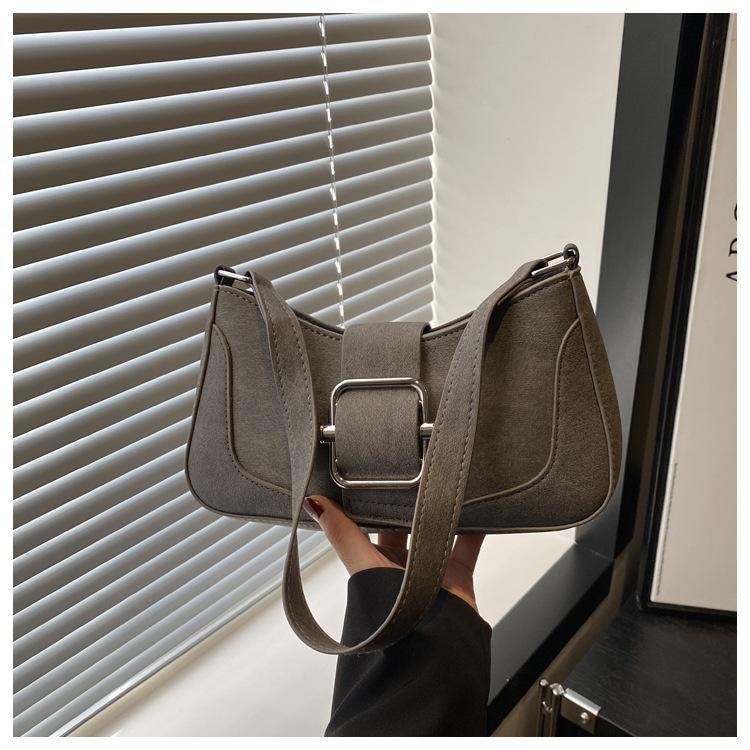 

Korean version of temperament simple fashion shoulder bag women s 2025 spring new niche ins baguette bag Korean version of women s bag серый