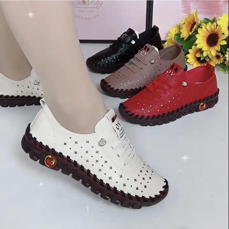 Spring and summer new soft bottom breathable retro hollow hole muffin bottom large size women's shoes single shoes mother shoes