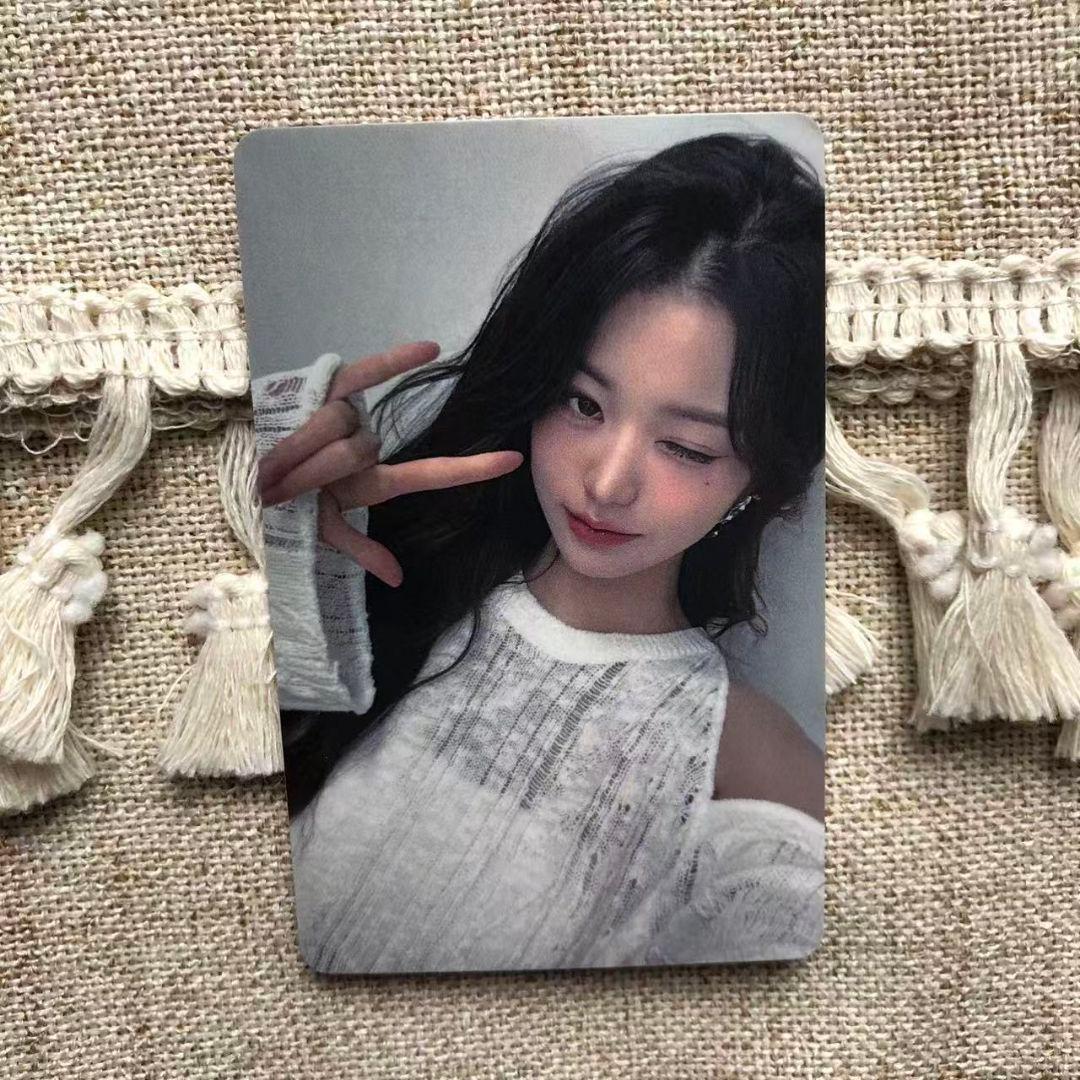 

[USED] IVE DIVE JAPAN Long-Term Membership Renewal Benefits FC Wonyoung Trading Card