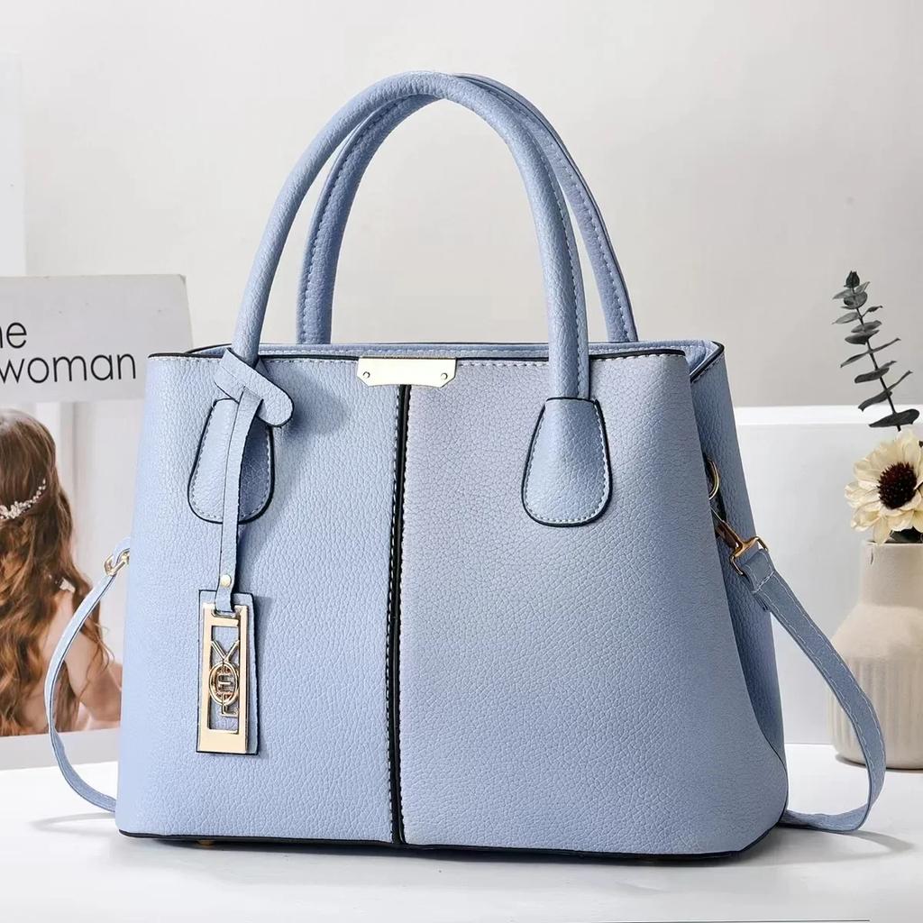 Luxury Brand Designer Women'S Handbag Fashion Trend Shoulder Bag Large Capacity Classic Crossbody Bag Commuting Tote Bag Women