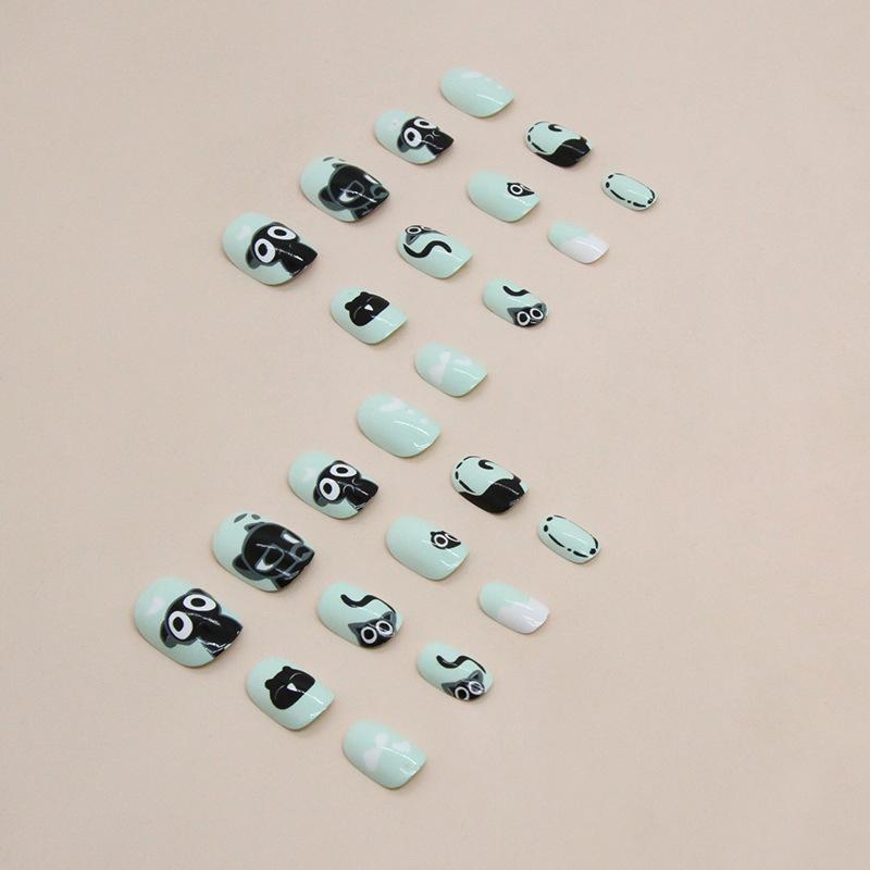 Fresh green base cute little black cat manicure playful childlike ins wind fake nails children's wear armor