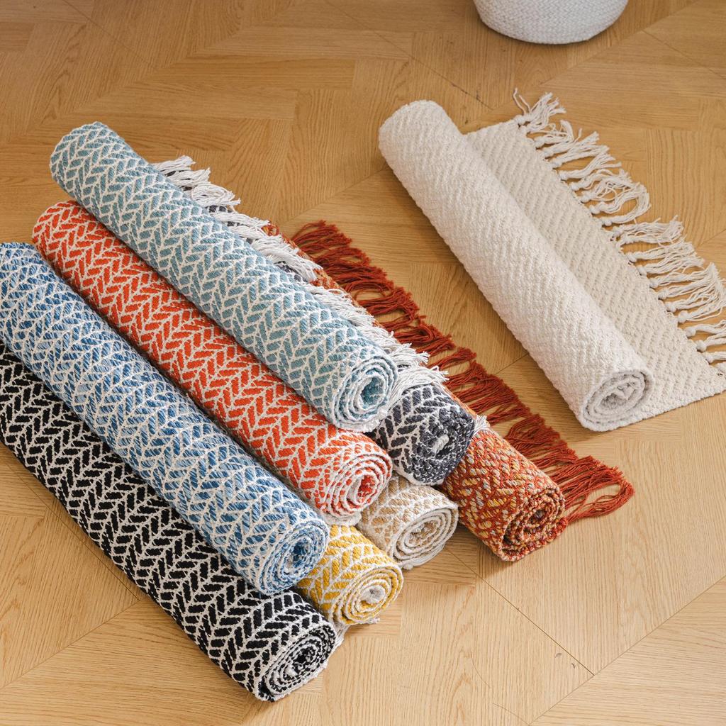 Handwoven Cotton Fishbone Pattern Floor Mat, Machine Washable, Long Strip Design for Bedside or Cloakroom