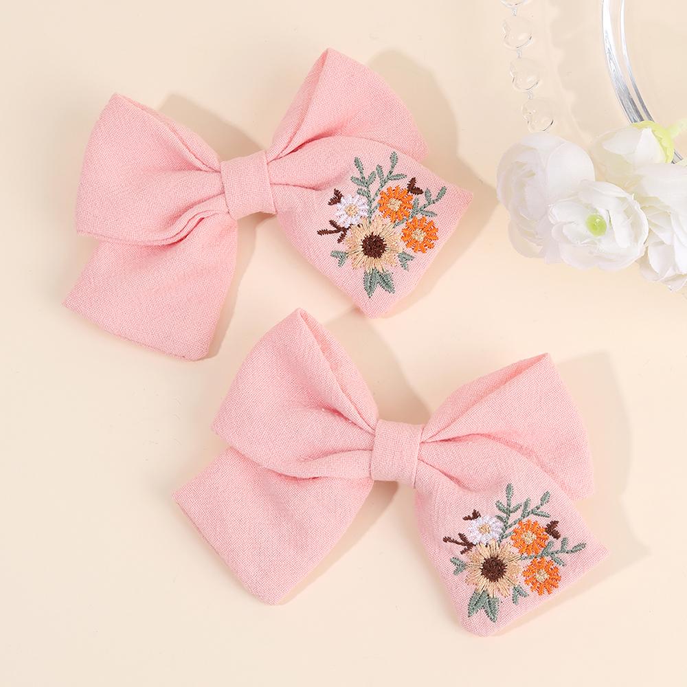 2 Stück Himmelblaue Haarnadeln mit gestickter Regenbogen-Schleife Handgefertigte Klemmen Mädchen Haarspangen Kinder Schule Party Accessoires Kopfschmuck