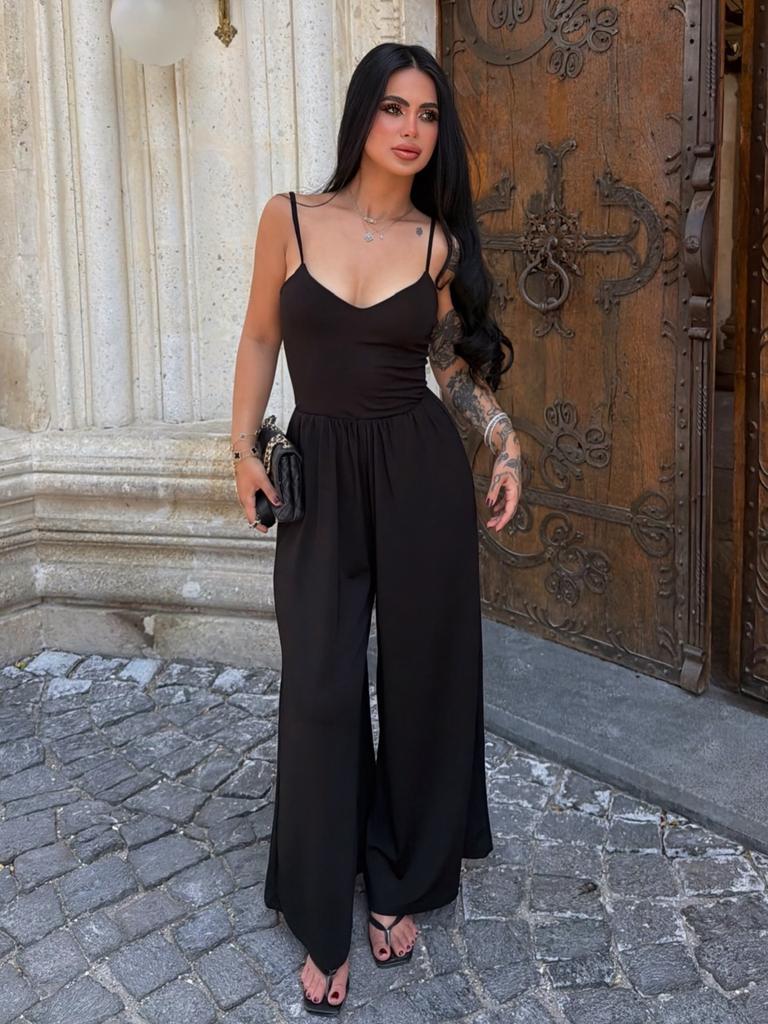 European and American style 2026 new V-neck suspender women's clothing sexy backless solid color casual wide-leg jumpsuit wholesale
