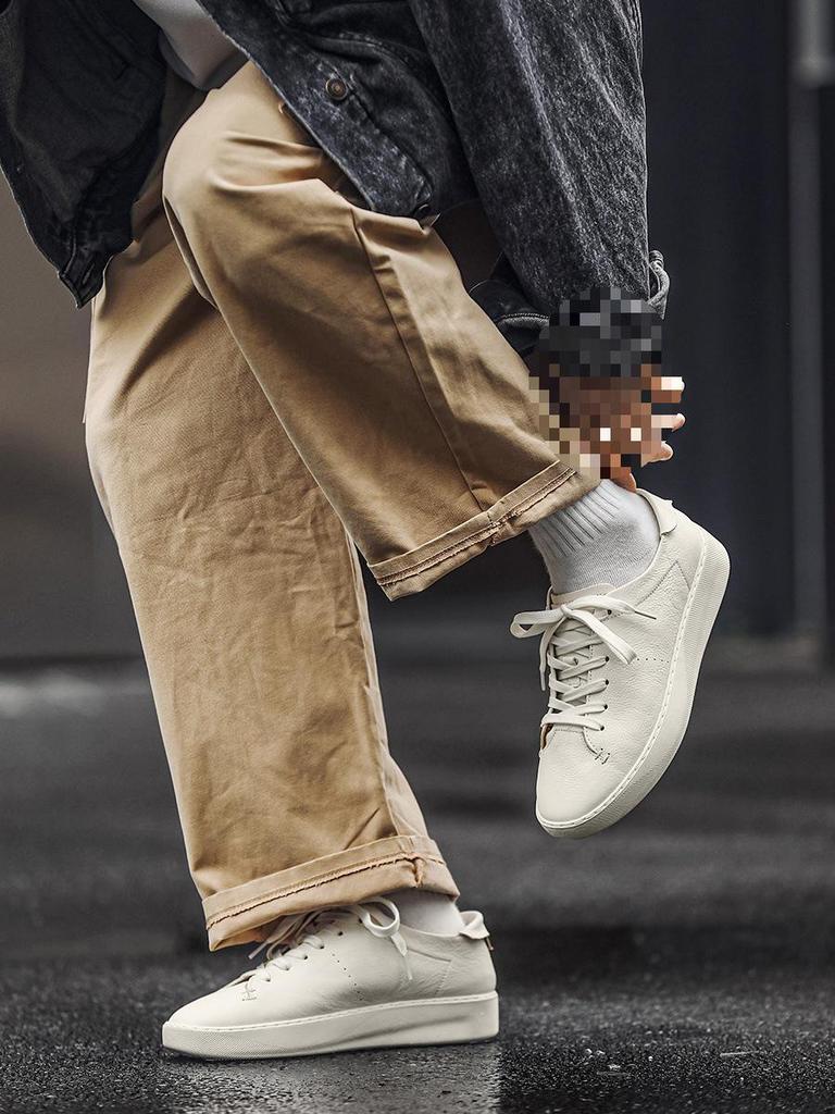 Herren 2025 Trend Lässige Atmungsaktive Weiße Sneaker aus Echtem Leder - High-End Pendelschuhe.