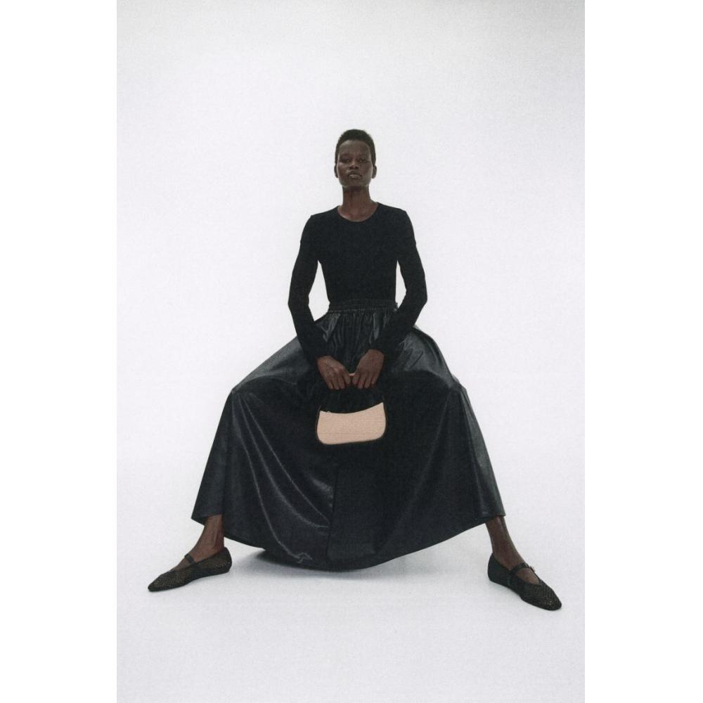 

Топ из джерси HM черный