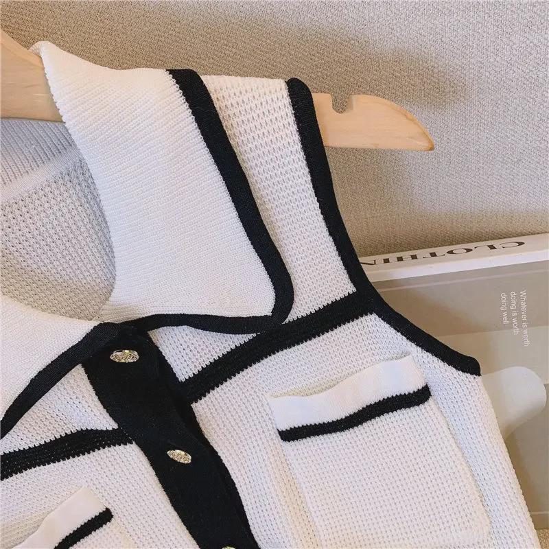 Summer Xiaoxiang Style Sleeveless Knitted Vest - Artful, Contrasting Colors, Celebrity Chic