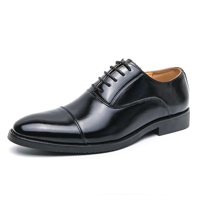 Men's formal leather shoes Fashionable British style Outdoor leisure business party Office groomsman groom's wedding shoes