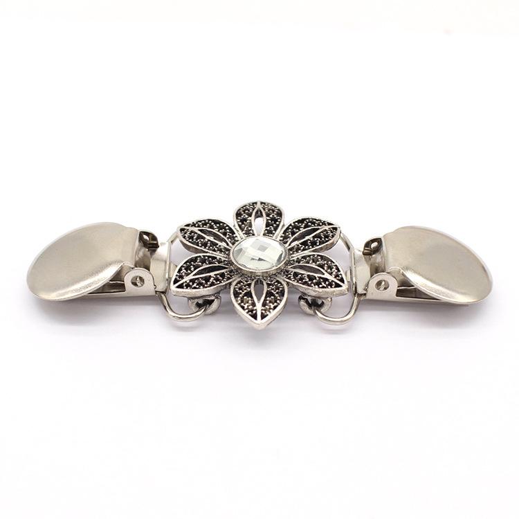 Fashionable Metal Clips for Clothing Classical Flower Small Clips Woman's Sweater Shawl Retainer Clip