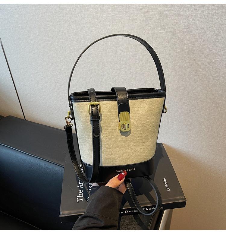 New Summer Small Bag Women's Versatile Shoulder Messenger Bag Popular Casual Bucket Bag