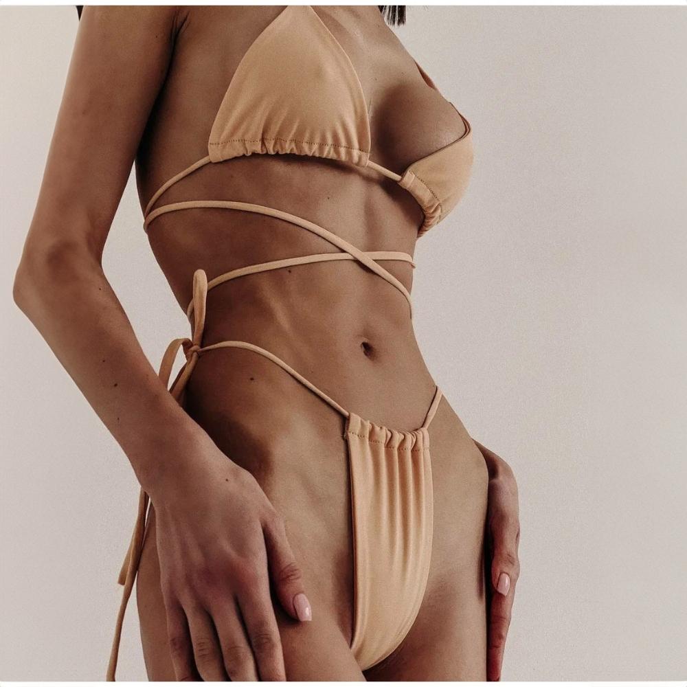 Two-piece Swimsuit for Sunbathing On the Beach, Tied Bikini Suit, Size L Two-piece Swimsuit for Sunbathing On the Beach, Tied Bikini Suit, Size L