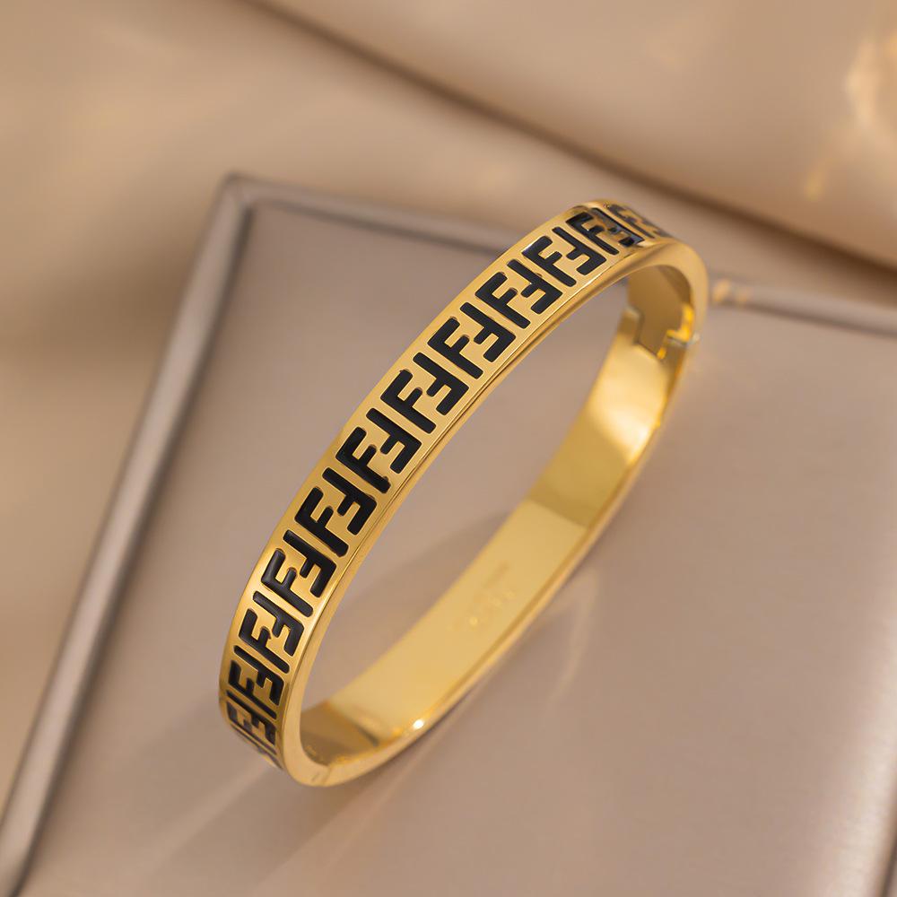 Medieval Luxury, Exquisite and Unique Bracelet