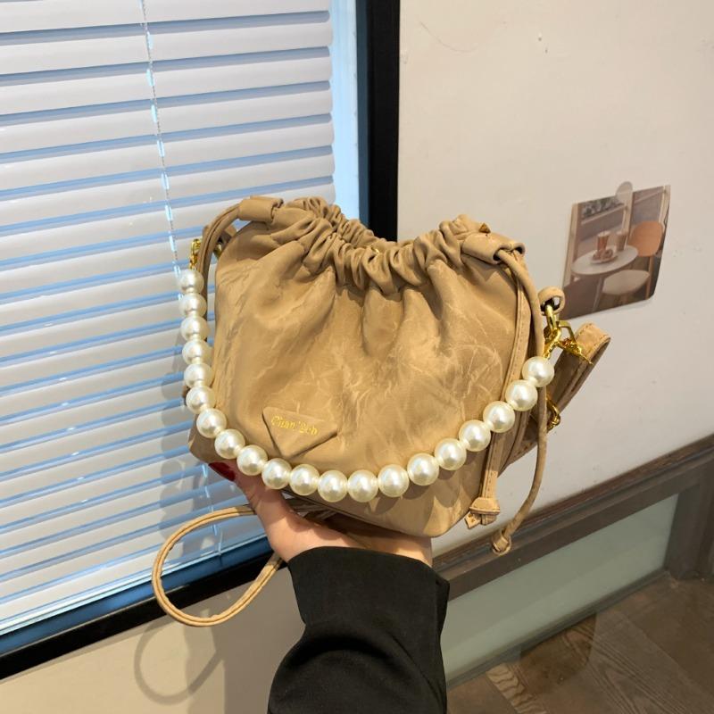 New pearl handbag trendy versatile fashion pleated cloud bag chain shoulder crossbody bucket bag