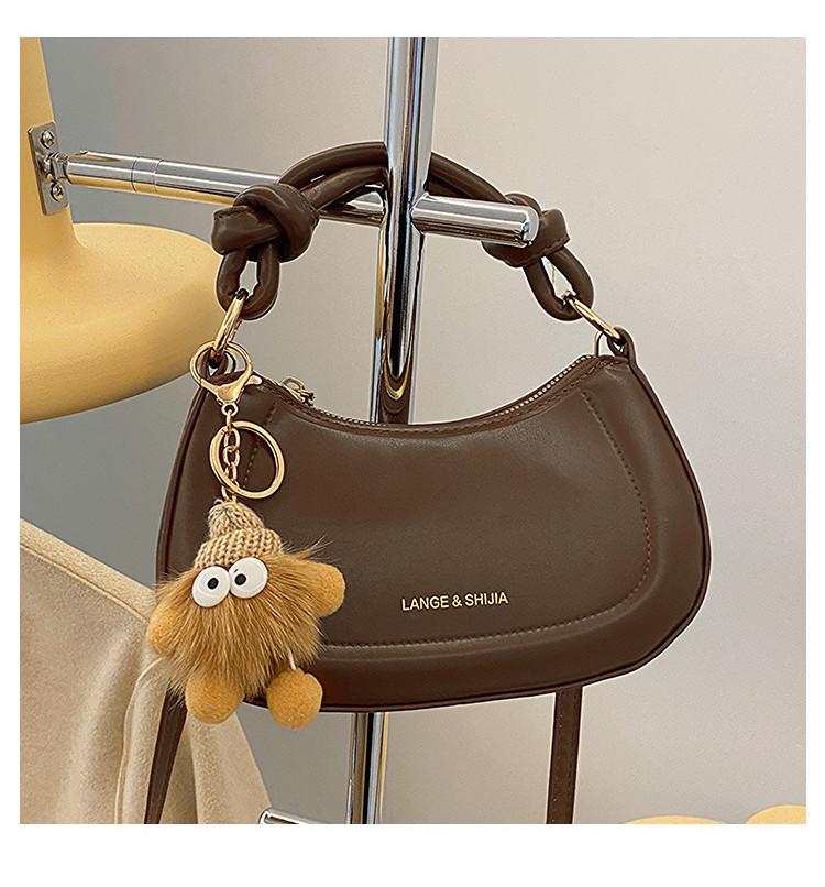 High-end Women s Handbag 2023 Autumn Winter Fashion Chic Pendant Shoulder Crossbody Bag коричневый