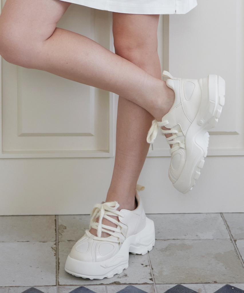 Cesti Mad Race Sneakers (Ivory)
