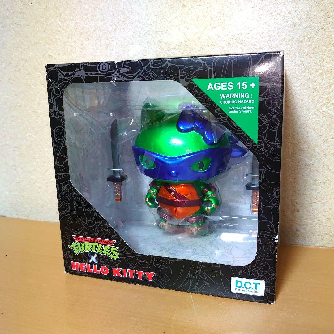 

[Б/У] Фигурка Леонардо из коллаборации Черепашки-ниндзя и Hello Kitty