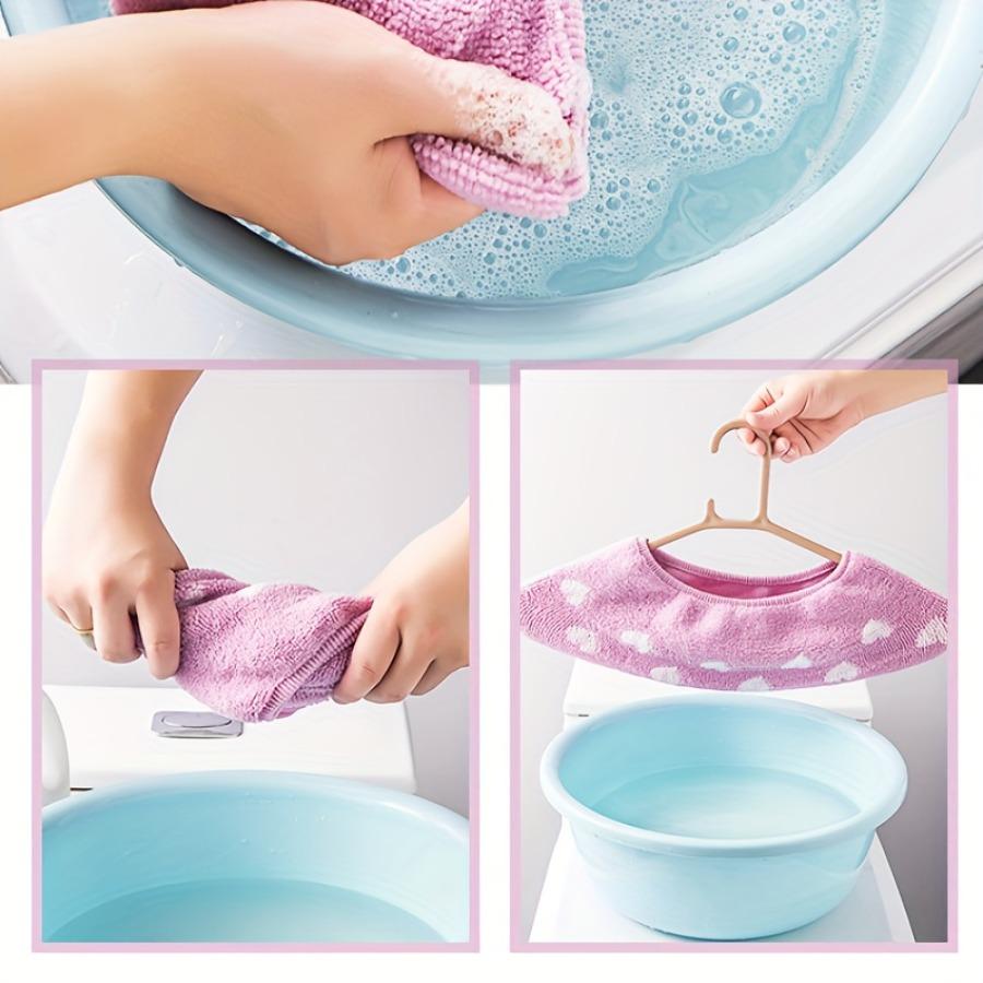 Comfort Toilet Seat Cover – Warm, Stretchable, Machine Washable for All Seasons – The Perfect Christmas Decoration