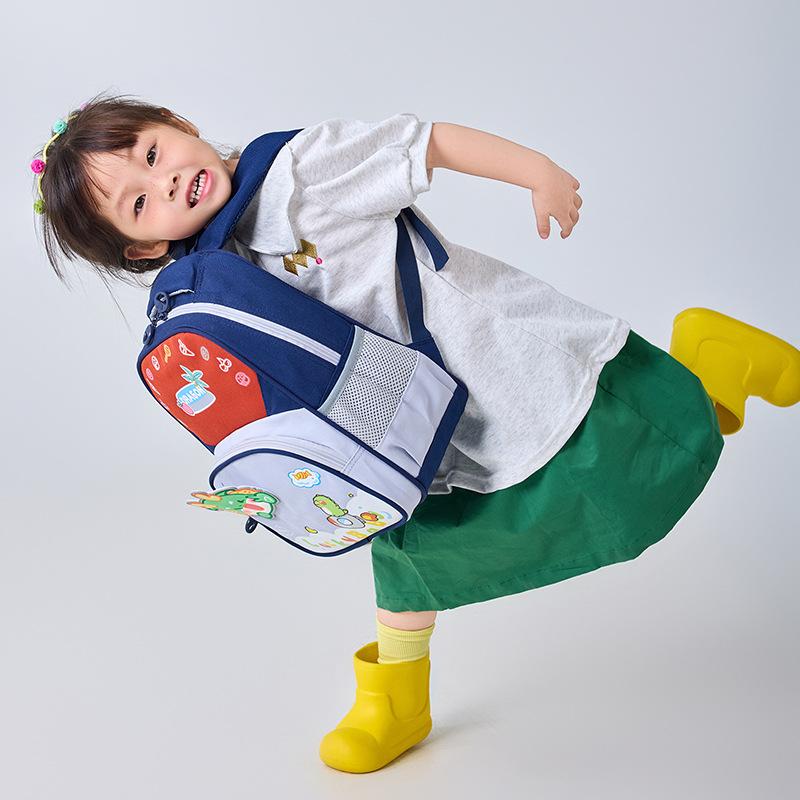 Kindergarten schoolbags boys and girls summer new school season primary school students schoolbags cartoon children's backpacks