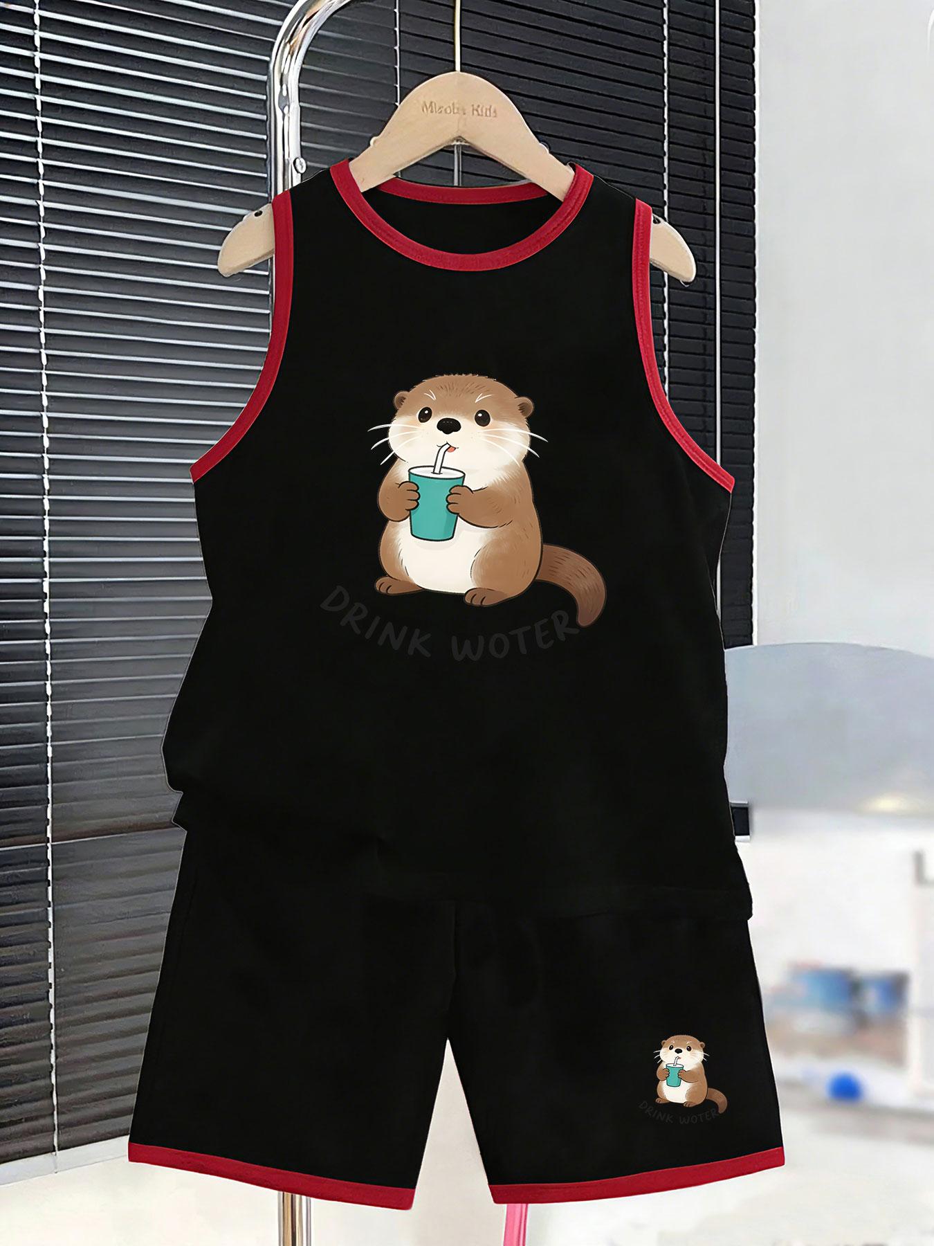 

Boys’ drinking otter set. Adorable prints, breathable fabric, loose fit for lovely summer outfits. 2-3Y чёрный