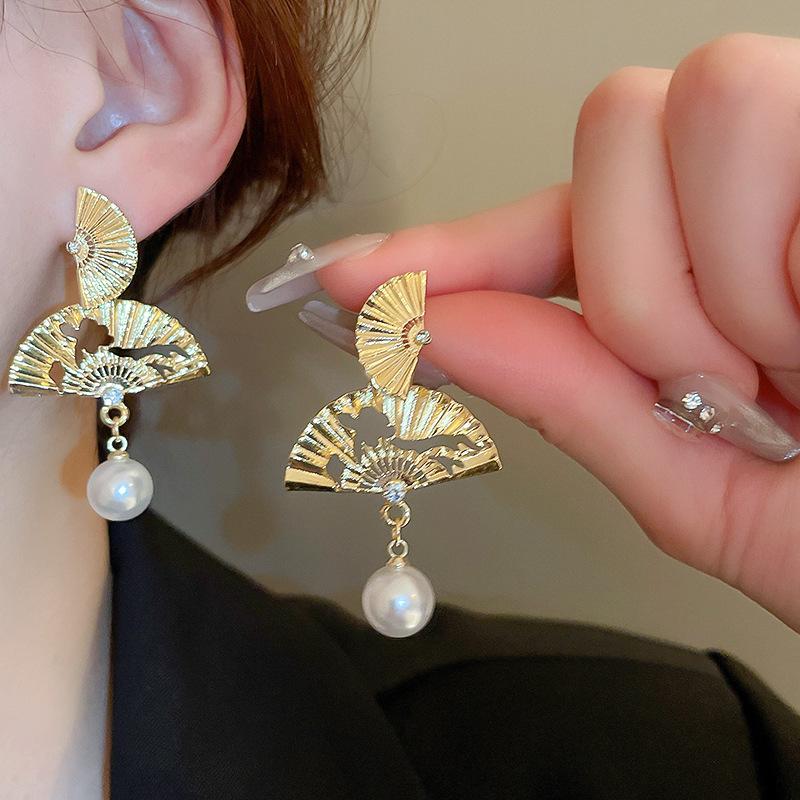 Ancient style super fairy bamboo flower pearl fringed stud earrings ear hook explosion Chinese style versatile earrings earrings