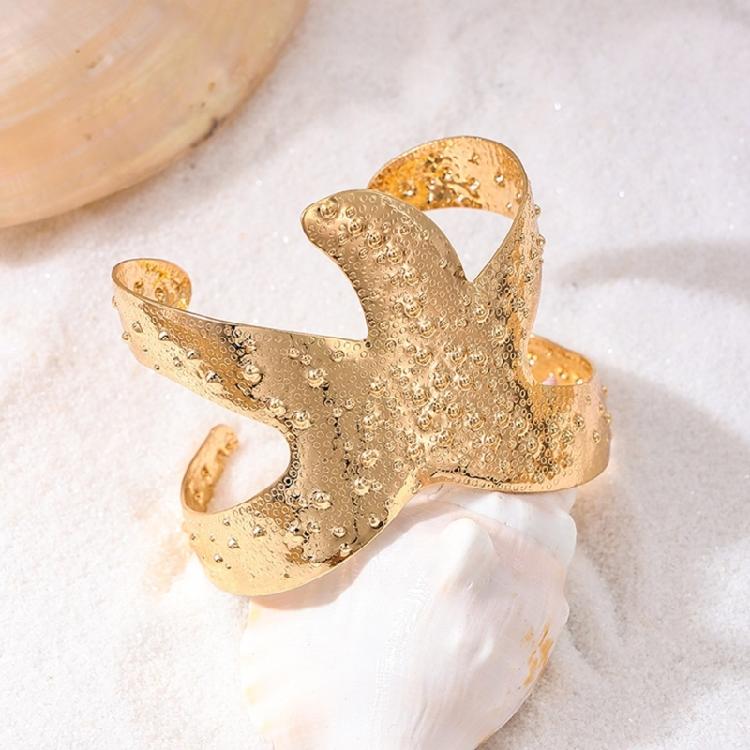 Multipurpose Gold Tone Starfish Bracelet for Trendy Women Offering Adjustable Fit and Sturdy Alloy Construction