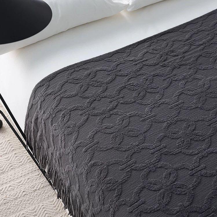 

Вязаная дорожка на кровать и плед для дивана American Vintage - Длинное коричневое покрывало с нордическим минималистичным дизайном 130x240cm