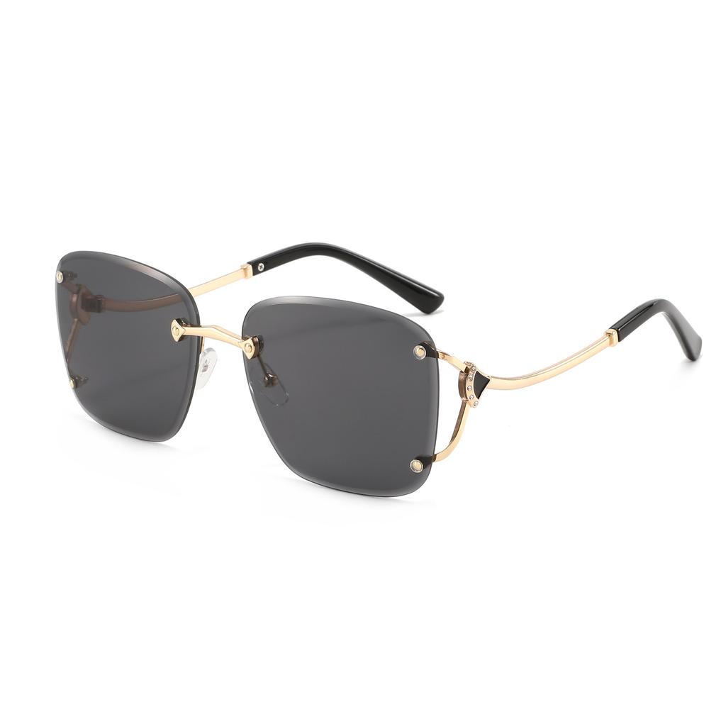Square Metal Frameless Design Sunglasses for Men and Women Fashion Trendy Outdoor Sunscreen Sunshade Glasses