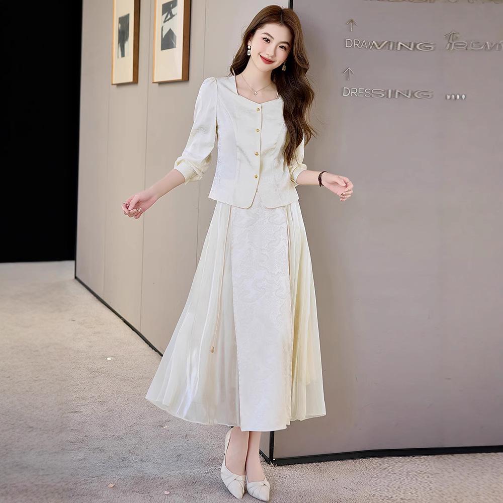 

Spring 2025 Square Neck Shirt & Pleated Midi Skirt Set - Fashion Suit HR971-6 M (45-55 kg) брудно-білий