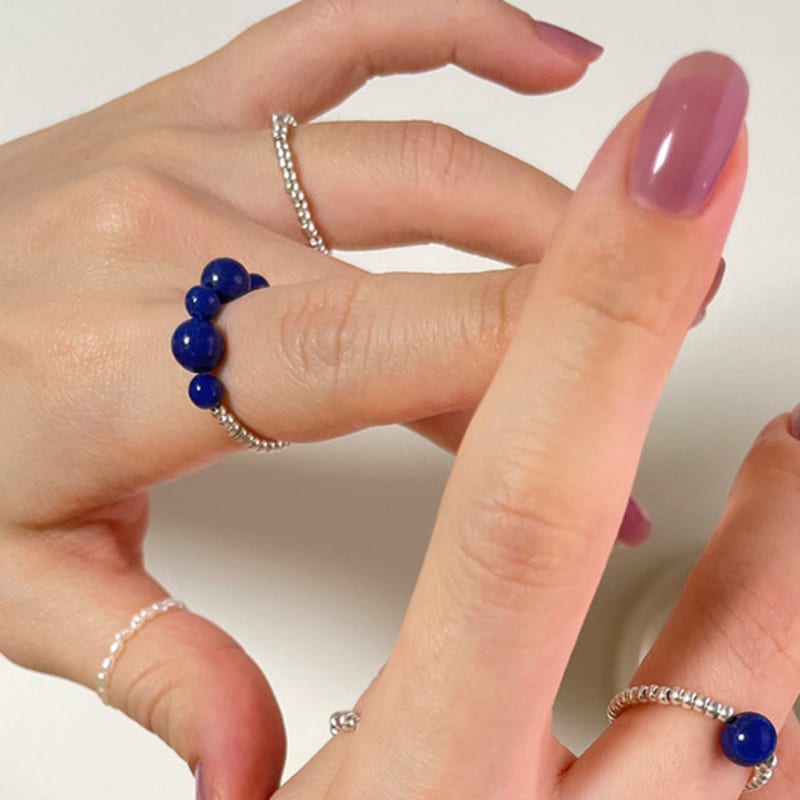 A Little Tickle Urban Chic Ring 01