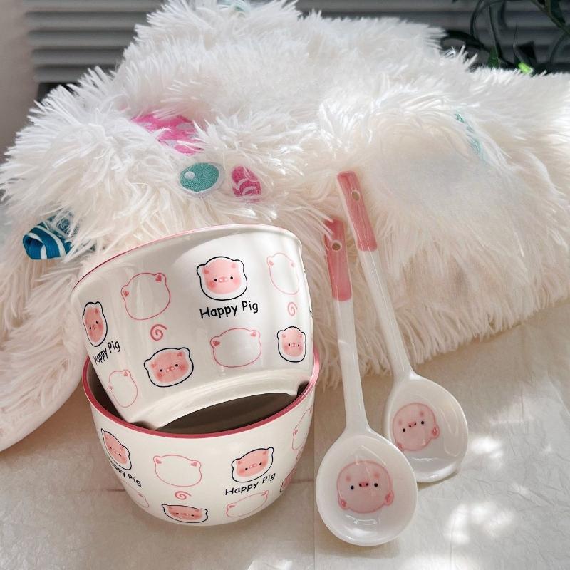 

2 Set Cartoon Piggy Ceramic Bowl with Spoon Creative Kawaii Soup Bowl Home Kitchen Noodle Ramen Tableware Bowl Set