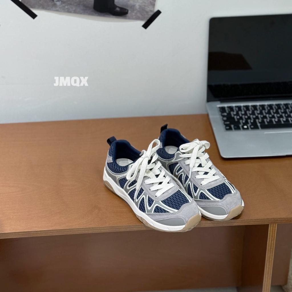 2025 Autumn Versatile Flat-bottomed Lightweight German Training Shoes Women's New Color Matching Dad Shoes Fashionable Korean Version of Small Boa
