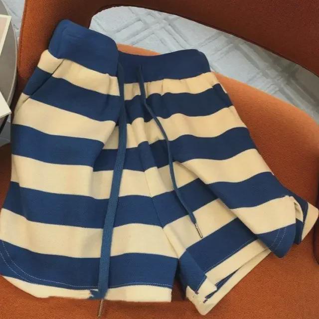 Women's Summer 2023 Casual Striped Two-Piece Suit: Short-Sleeve Top and Shorts for a Chic, Relaxed Style