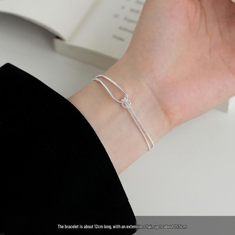 Elegant Knot Bracelet - Women s Versatile and Stylish Hand Jewelry