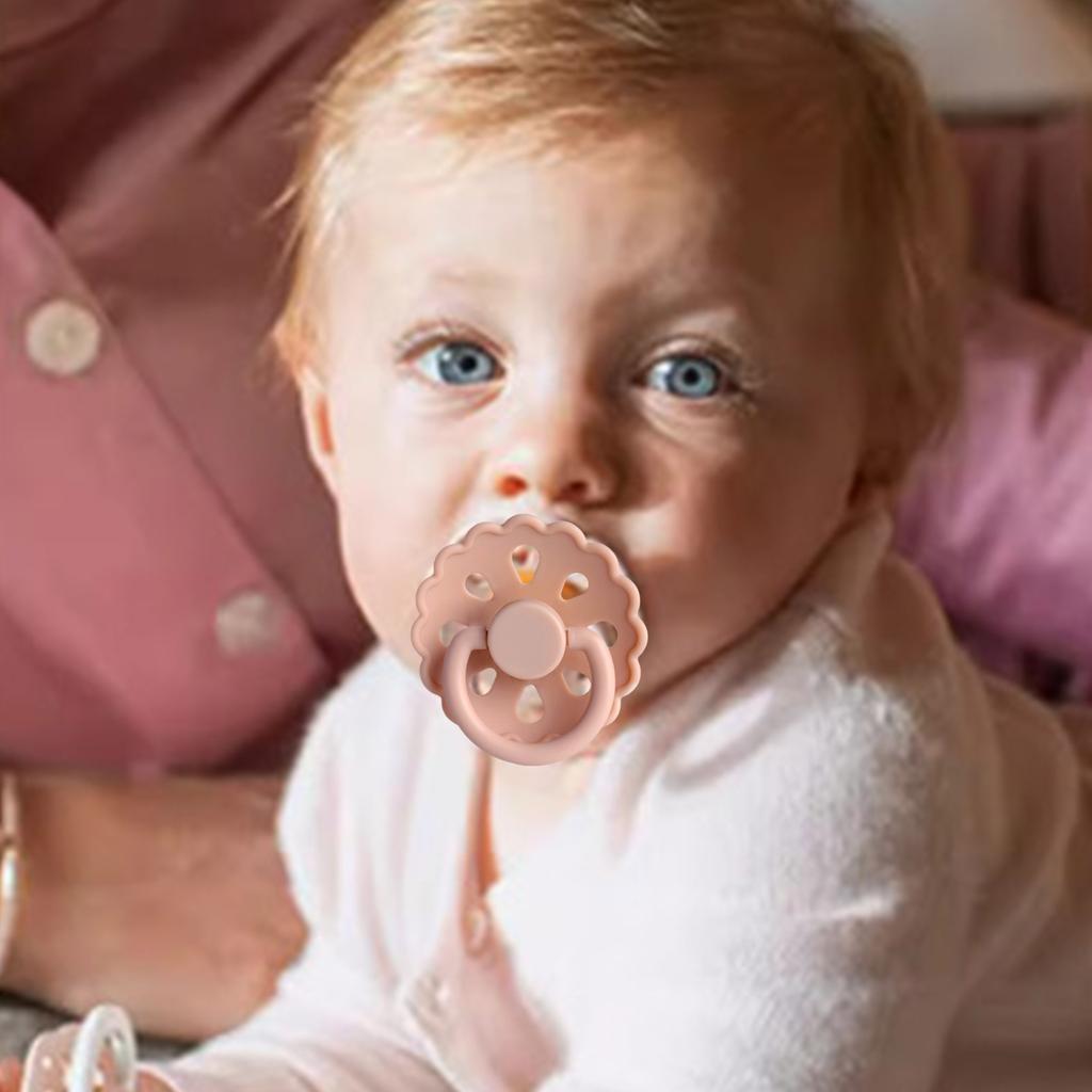 Soft Rubber Baby Pacifiers with Large Ventilation Holes Gentle Silicone Nipple Comfortable Toy for Infants 0-6 Month