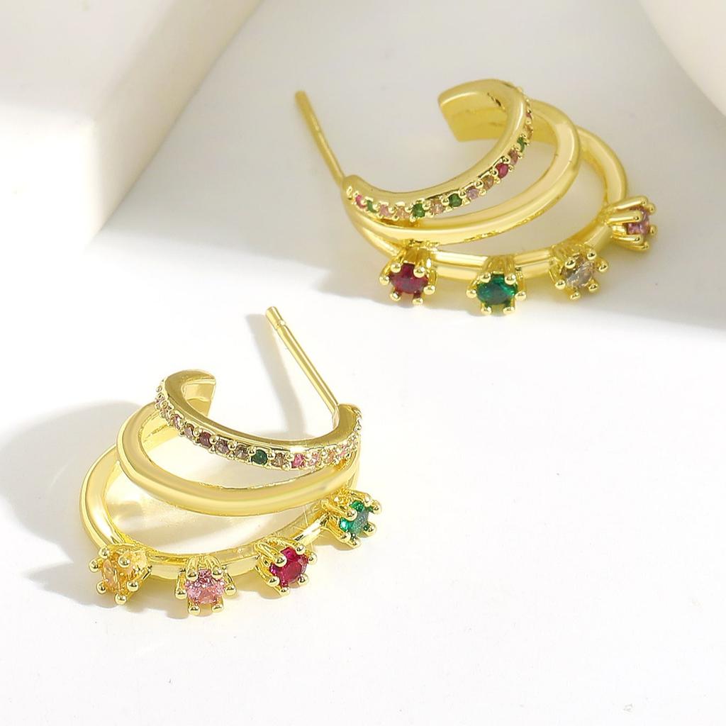 Niche Design Sense Three-claw Diamond Stud Earrings Female Simple Temperament Hollow C-shaped Earrings