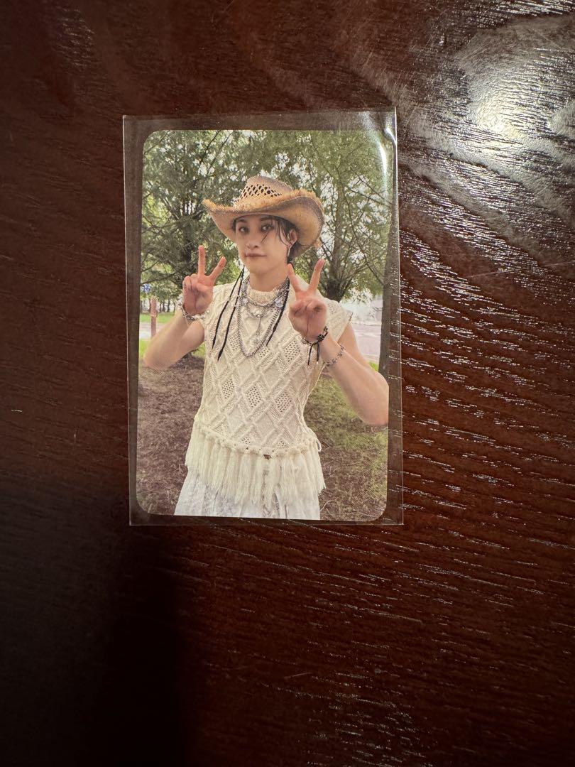 

[USED] Stray Kids KARMA POPUP Bonus: Venue-exclusive trading card featuring Bang Chan