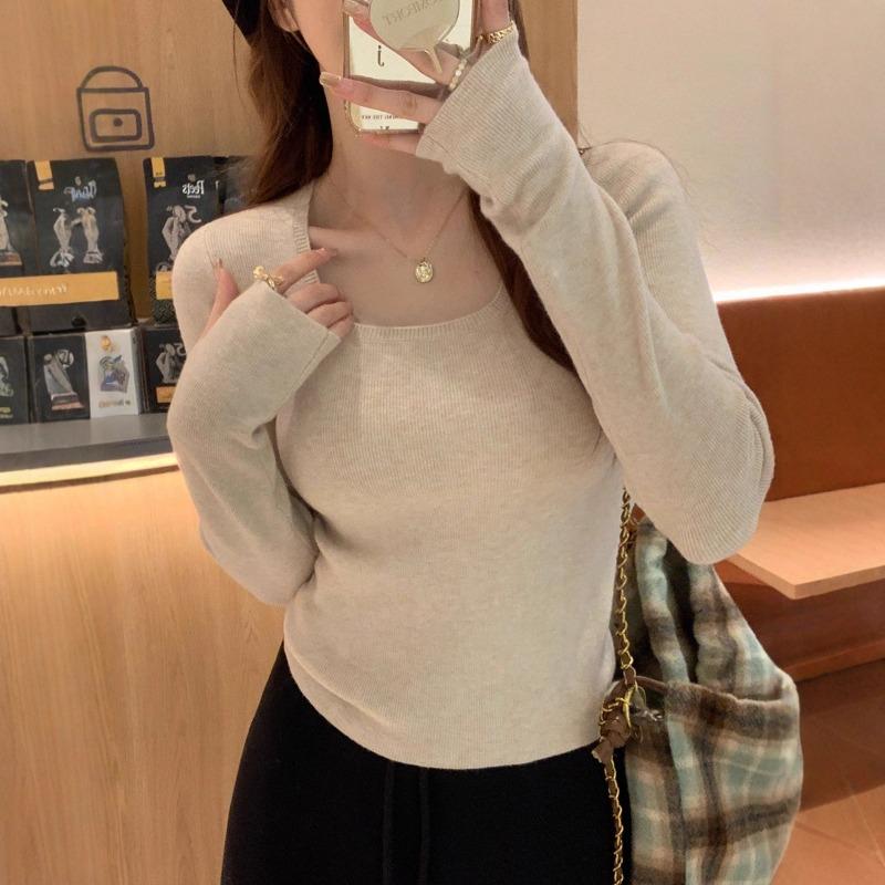 Gray bottoming shirt women's autumn and winter new square neck long-sleeved knitted low-neck sweater with slim-fitting early autumn top
