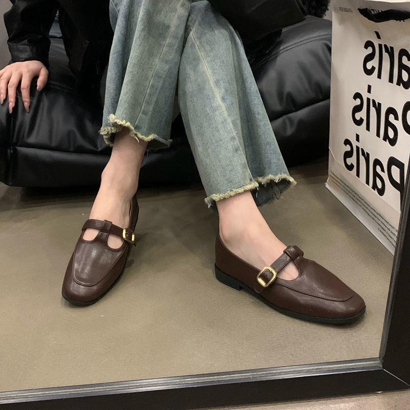Retro Single Shoes Women's New Spring and Autumn Soft Soles One-pedal Versatile Ladyshoes Small Leather Shoes Flat Bottom