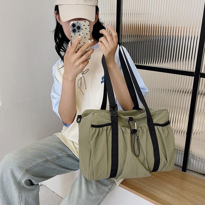 Dry and Wet Sports and Leisure Fitness Bag Yoga Bag Short-distance Simple Contrasting Color Handheld Travel Bag