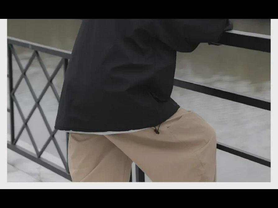 Pánská trendy černá bunda Warrior s kapucí – větruvzdorná a voděodolná, ideální na jaro a podzim