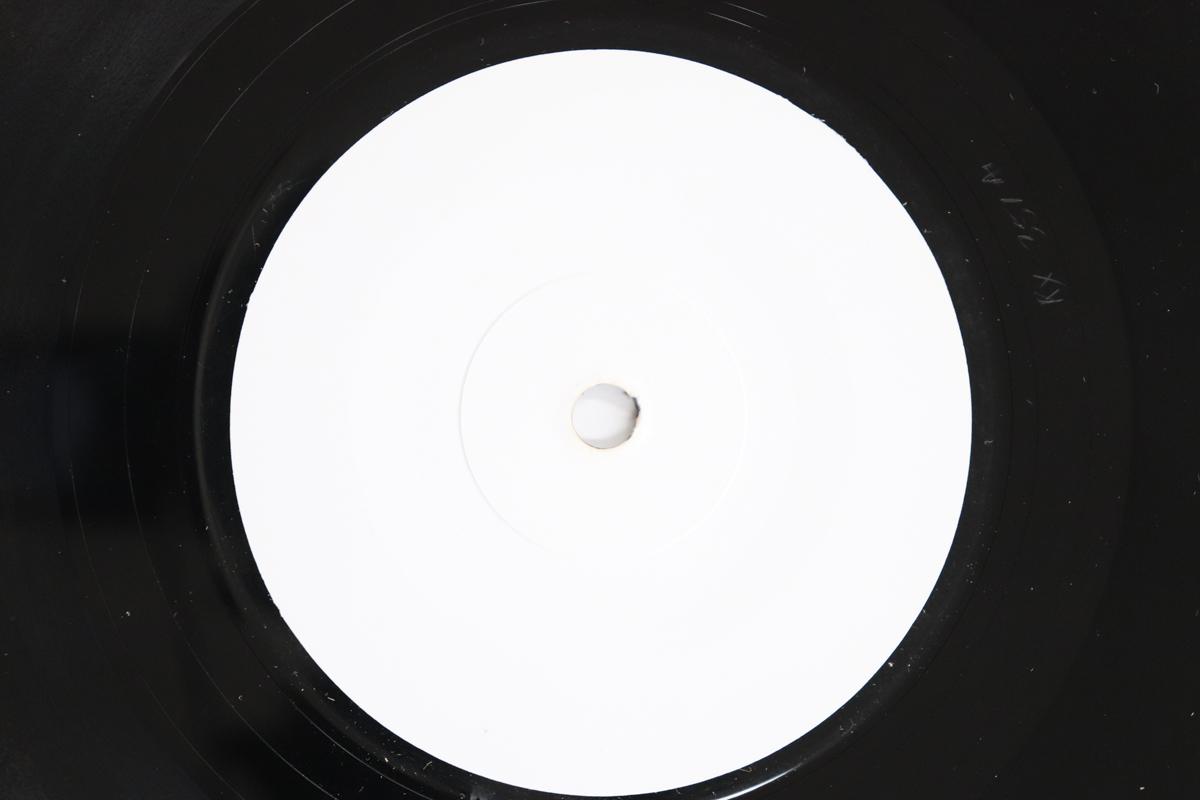 

7-дюймовая пластинка SCOTTY - Holy Father From The Roots / Versio KX351 НЕ НА ЛЕЙБЛЕ / 2017 Великобритания Регги, Ска и Даб Б/У