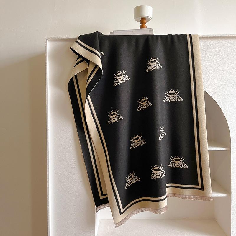 Camellia cashmere scarf women's winter senior sense versatile thickened warm scarf air conditioner shawl