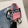 Fashiable Letter Printed Canvas Crossbody Bags, Casual Large Capacity Ctrasting Handbag, Suitable for Commuting Occasis