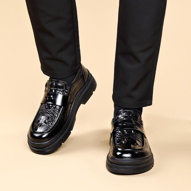 

Оригинальная мужская обувь, повседневная кожаная обувь, мужская обувь с мягкой подошвой, с толстой подошвой, увеличивающая рост, мужская деловая обувь в британском стиле для костюма, свадебная обувь Xinlang 37 чёрный